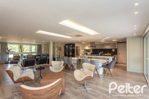 Casa em Condomínio à venda com 478m², 4 dormitórios, 4 suítes, 4 vagas, no bairro Terra Ville em PORTO ALEGRE