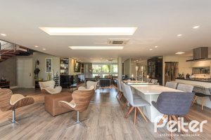 Casa em Condomínio à venda com 478m², 4 dormitórios, 4 suítes, 4 vagas, no bairro Terra Ville em PORTO ALEGRE