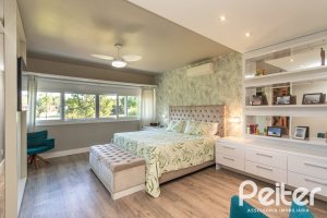 Casa em Condomínio à venda com 478m², 4 dormitórios, 4 suítes, 4 vagas, no bairro Terra Ville em PORTO ALEGRE