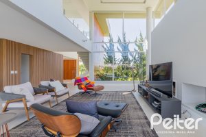 Casa em Condomínio à venda com 363m², 3 dormitórios, 3 suítes, 4 vagas, no bairro Terra Ville em PORTO ALEGRE