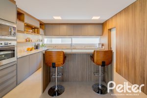 Casa em Condomínio à venda com 363m², 3 dormitórios, 3 suítes, 4 vagas, no bairro Terra Ville em PORTO ALEGRE