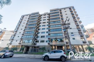 Apartamento à venda com 143m², 3 dormitórios, 1 suíte, 4 vagas, no bairro Tristeza em PORTO ALEGRE