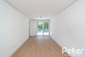 Casa em Condomínio à venda com 292m², 4 dormitórios, 4 suítes, 4 vagas, no bairro Alphaville em PORTO ALEGRE