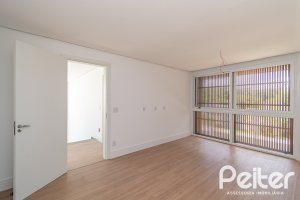 Casa em Condomínio à venda com 292m², 4 dormitórios, 4 suítes, 4 vagas, no bairro Alphaville em PORTO ALEGRE