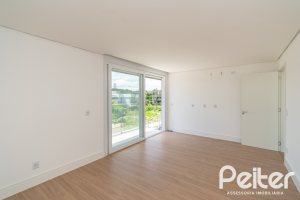 Casa em Condomínio à venda com 292m², 4 dormitórios, 4 suítes, 4 vagas, no bairro Alphaville em PORTO ALEGRE