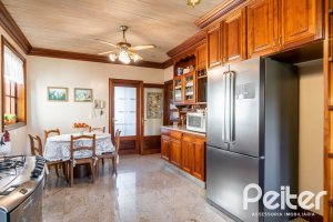 Casa em Condomínio à venda com 459m², 4 dormitórios, 4 suítes, 3 vagas, no bairro Cavalhada em PORTO ALEGRE