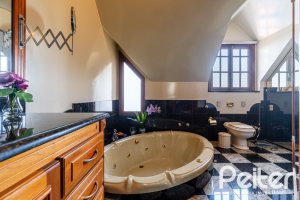 Casa em Condomínio à venda com 459m², 4 dormitórios, 4 suítes, 3 vagas, no bairro Cavalhada em PORTO ALEGRE