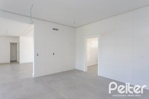 Casa em Condomínio à venda com 566m², 5 dormitórios, 5 suítes, 4 vagas, no bairro Terra Ville em PORTO ALEGRE