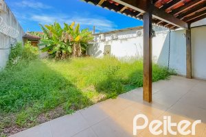 Casa à venda com 89m², 2 dormitórios, 1 vaga, no bairro Ipanema em Porto Alegre