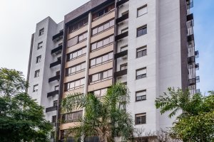 Apartamento à venda com 90m², 3 dormitórios, 1 suíte, 2 vagas, no bairro Tristeza em Porto Alegre