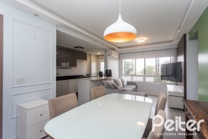 Apartamento à venda com 74m², 3 dormitórios, 1 suíte, 1 vaga, no bairro Tristeza em PORTO ALEGRE