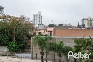 Apartamento à venda com 74m², 3 dormitórios, 1 suíte, 1 vaga, no bairro Tristeza em PORTO ALEGRE