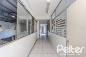 Comercial à venda com 928m², no bairro Cristal em Porto Alegre
