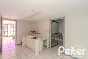 Comercial à venda com 928m², no bairro Cristal em Porto Alegre