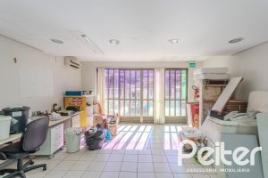 Comercial à venda com 928m², no bairro Cristal em Porto Alegre