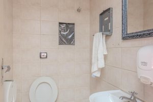 Comercial à venda com 928m², no bairro Cristal em Porto Alegre