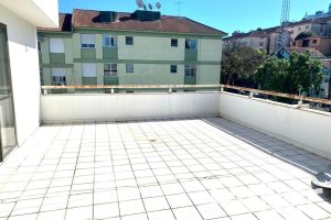 Comercial à venda com 928m², no bairro Cristal em Porto Alegre