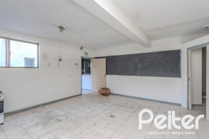 Comercial à venda com 928m², no bairro Cristal em Porto Alegre