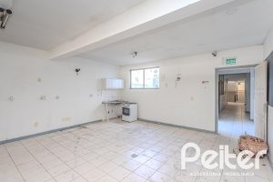 Comercial à venda com 928m², no bairro Cristal em Porto Alegre