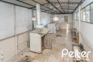 Comercial à venda com 928m², no bairro Cristal em Porto Alegre