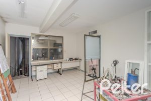 Comercial à venda com 928m², no bairro Cristal em Porto Alegre