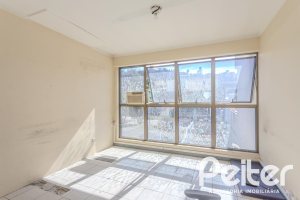 Comercial à venda com 928m², no bairro Cristal em Porto Alegre