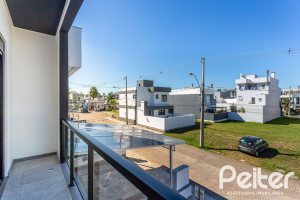 Casa em Condomínio à venda com 164m², 3 dormitórios, 1 suíte, 2 vagas, no bairro Hípica em PORTO ALEGRE