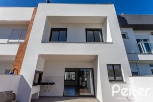 Casa em Condomínio à venda com 164m², 3 dormitórios, 1 suíte, 2 vagas, no bairro Hípica em PORTO ALEGRE