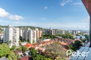 Apartamento à venda com 100m², 3 dormitórios, 1 suíte, 2 vagas, no bairro Tristeza em PORTO ALEGRE