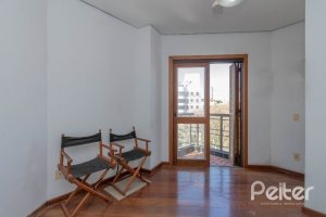 Cobertura à venda com 157m², 2 dormitórios, 1 suíte, 2 vagas, no bairro Tristeza em Porto Alegre