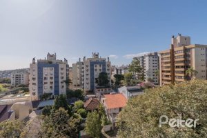 Cobertura à venda com 157m², 2 dormitórios, 1 suíte, 2 vagas, no bairro Tristeza em Porto Alegre