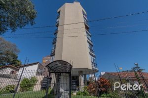 Cobertura à venda com 157m², 2 dormitórios, 1 suíte, 2 vagas, no bairro Tristeza em Porto Alegre