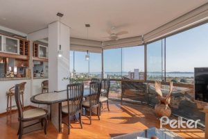 Cobertura à venda com 157m², 2 dormitórios, 1 suíte, 2 vagas, no bairro Tristeza em Porto Alegre