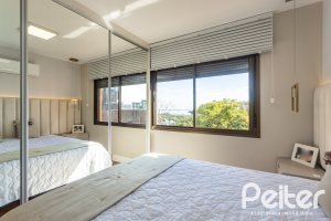 Apartamento à venda com 94m², 3 dormitórios, 1 suíte, 2 vagas, no bairro Tristeza em PORTO ALEGRE