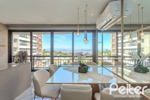 Apartamento à venda com 94m², 3 dormitórios, 1 suíte, 2 vagas, no bairro Tristeza em PORTO ALEGRE
