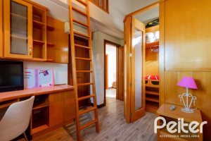 Casa em Condomínio à venda com 600m², 4 dormitórios, 4 suítes, 4 vagas, no bairro Terra Ville em PORTO ALEGRE