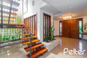 Casa em Condomínio à venda com 600m², 4 dormitórios, 4 suítes, 4 vagas, no bairro Terra Ville em PORTO ALEGRE