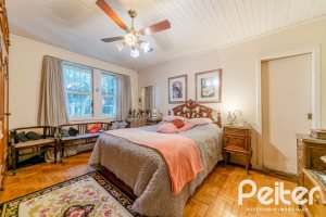 Casa à venda com 350m², 4 dormitórios, 4 suítes, 4 vagas, no bairro Tristeza em Porto Alegre