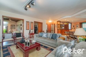 Casa em Condomínio à venda com 486m², 4 dormitórios, 3 suítes, 4 vagas, no bairro Cavalhada em PORTO ALEGRE