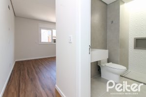 Casa em Condomínio à venda com 209m², 3 dormitórios, 3 suítes, 2 vagas, no bairro Ipanema em Porto Alegre