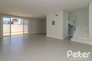 Casa em Condomínio à venda com 209m², 3 dormitórios, 3 suítes, 2 vagas, no bairro Ipanema em Porto Alegre