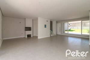 Casa em Condomínio à venda com 209m², 3 dormitórios, 3 suítes, 2 vagas, no bairro Ipanema em Porto Alegre