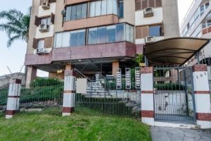 Apartamento à venda com 105m², 2 dormitórios, 1 suíte, 2 vagas, no bairro Cristal em Porto Alegre