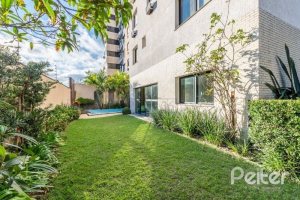 Apartamento à venda com 73m², 3 dormitórios, 1 suíte, 2 vagas, no bairro Tristeza em PORTO ALEGRE