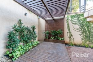 Apartamento à venda com 73m², 3 dormitórios, 1 suíte, 2 vagas, no bairro Tristeza em PORTO ALEGRE