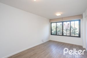 Apartamento à venda com 73m², 3 dormitórios, 1 suíte, 2 vagas, no bairro Tristeza em PORTO ALEGRE