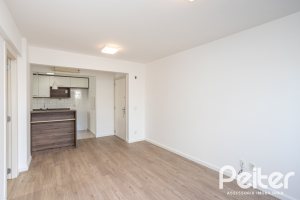 Apartamento à venda com 73m², 3 dormitórios, 1 suíte, 2 vagas, no bairro Tristeza em PORTO ALEGRE