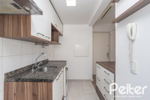 Apartamento à venda com 73m², 3 dormitórios, 1 suíte, 2 vagas, no bairro Tristeza em PORTO ALEGRE