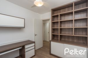 Apartamento à venda com 73m², 3 dormitórios, 1 suíte, 2 vagas, no bairro Tristeza em PORTO ALEGRE