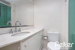 Apartamento à venda com 73m², 3 dormitórios, 1 suíte, 2 vagas, no bairro Tristeza em PORTO ALEGRE